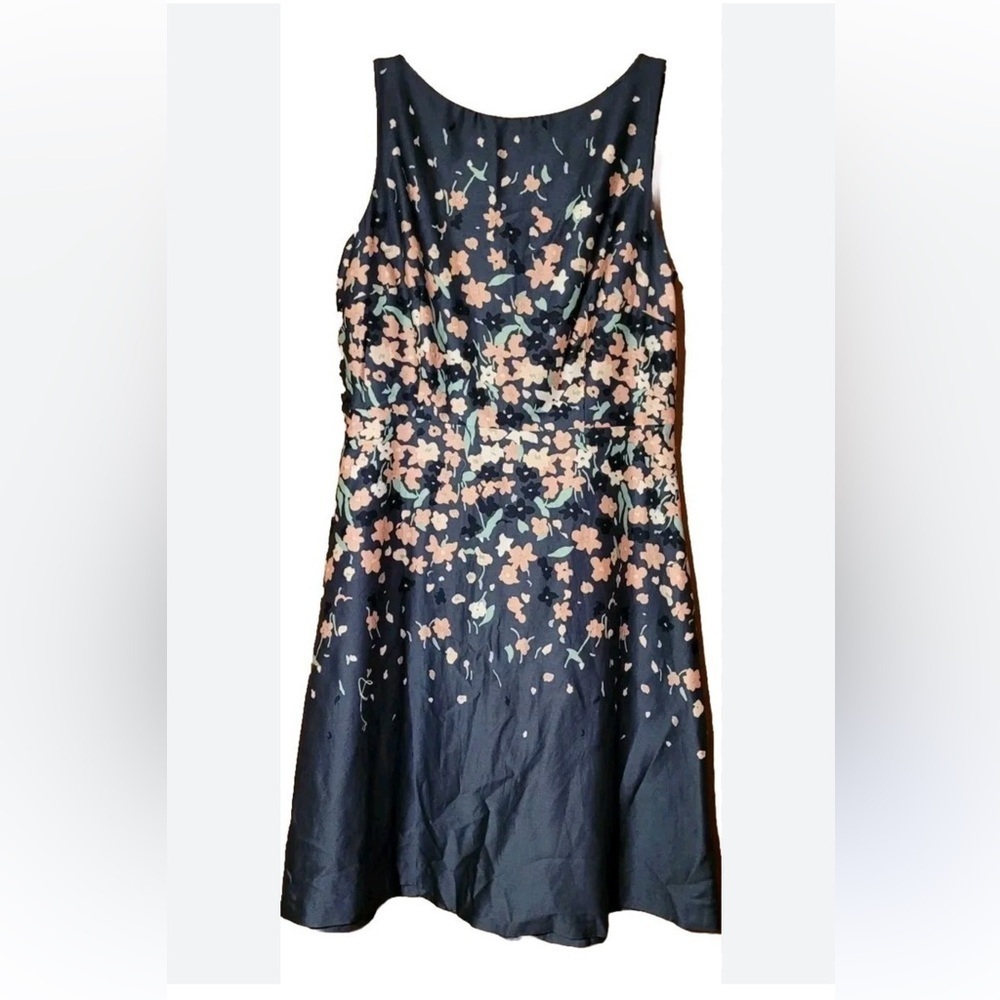 Loft Sleeveless Dress - Picture 2 of 5